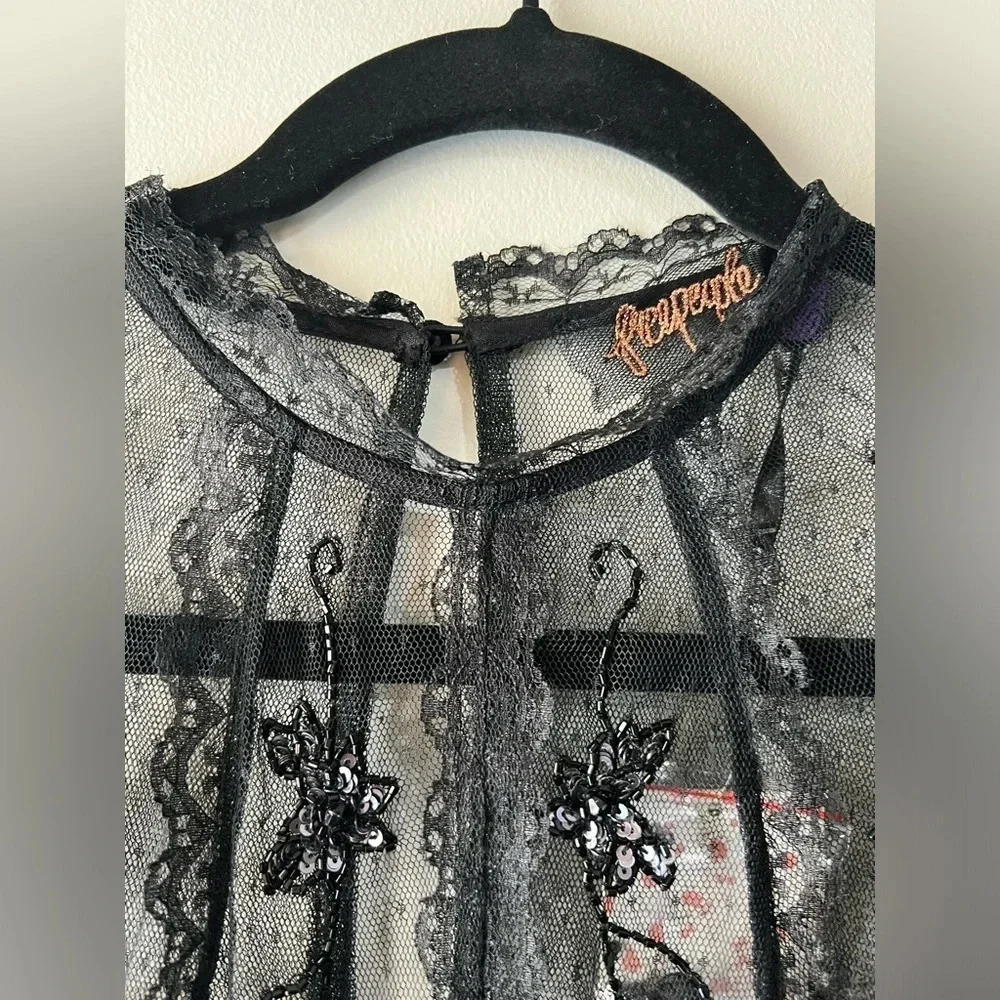 Free People lace and velvet mini dress size 4 NWT coquette girl goth sequins - Picture 5 of 8